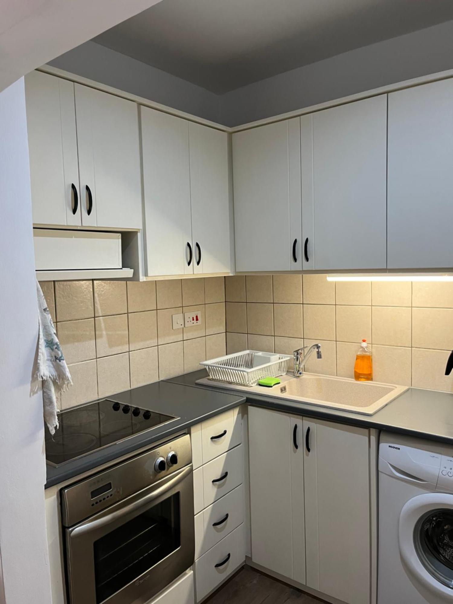 Apartment In Residential Complex With Pool Klorakas Buitenkant foto